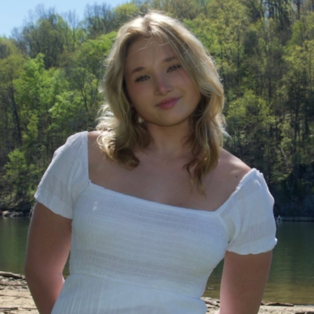 Meet your Posher, Madi